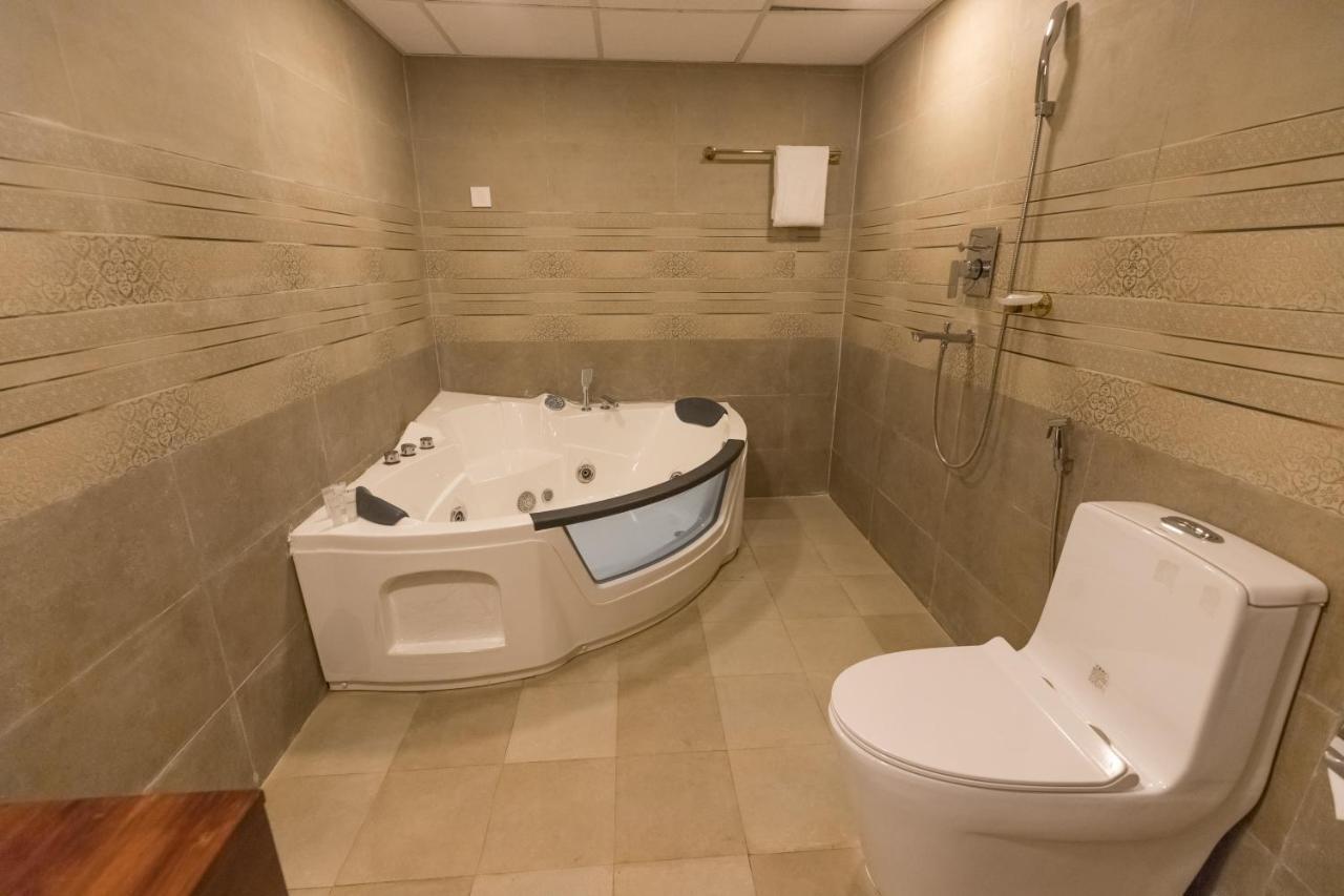 Capital O 624 Hotel Rudra View Pvt. Ltd. Pashupatināth المظهر الخارجي الصورة